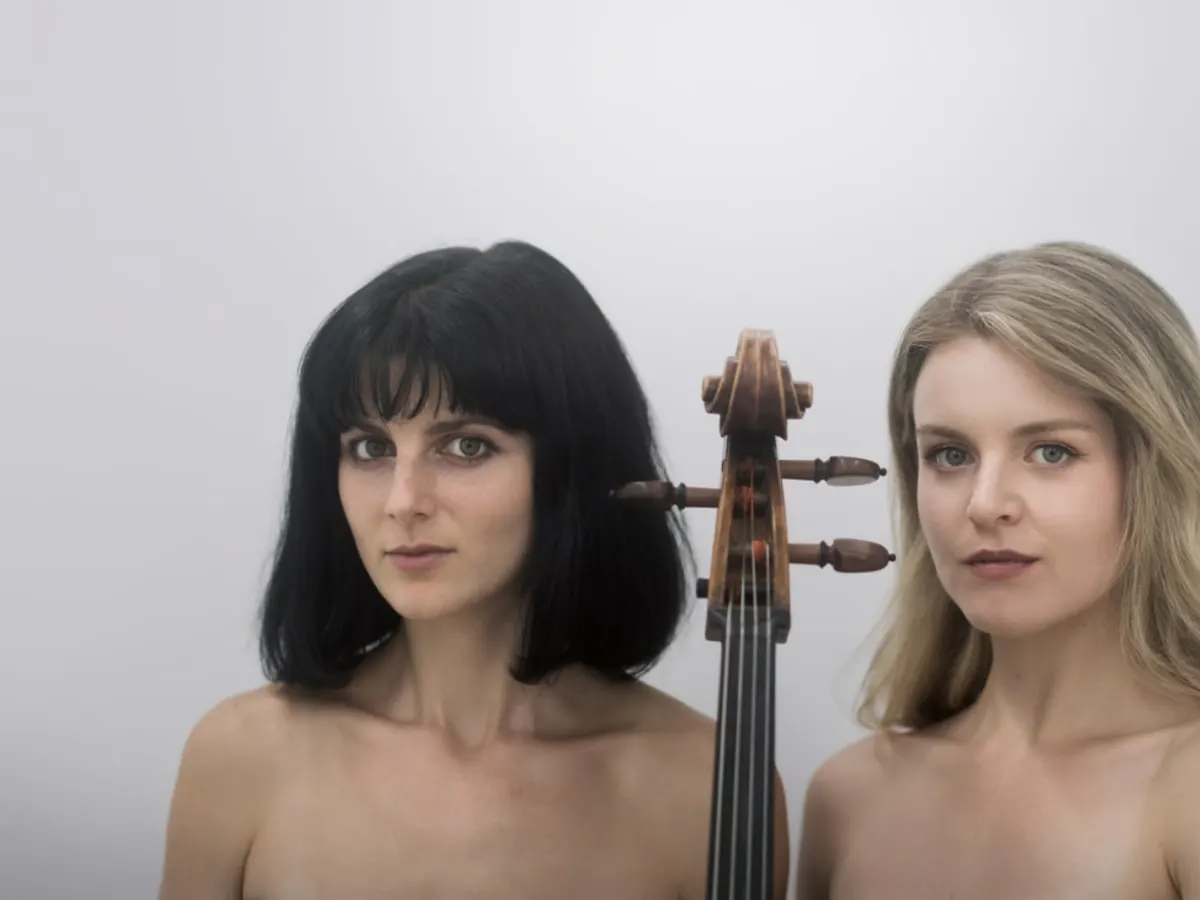 Les membres du Duo Étrange